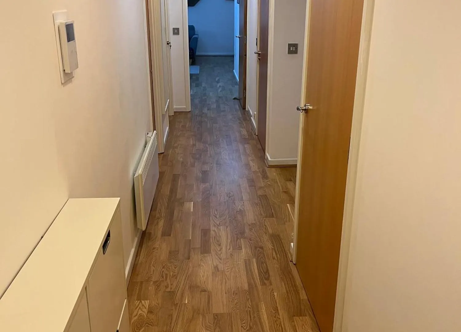 Roomzzz Near The Excel Exhibition Centre Royal Victoria O2 Arena Central London 24 Hour Self Check-In